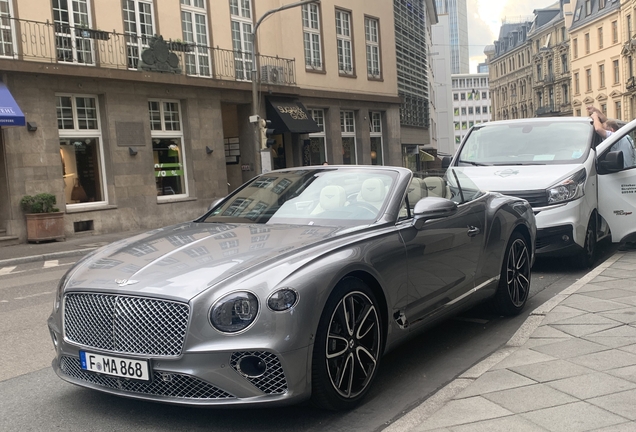 Bentley Continental GTC V8 2020