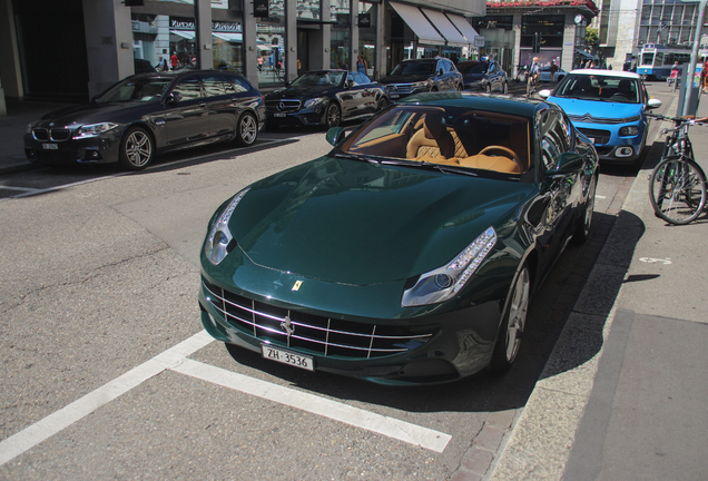 Ferrari FF