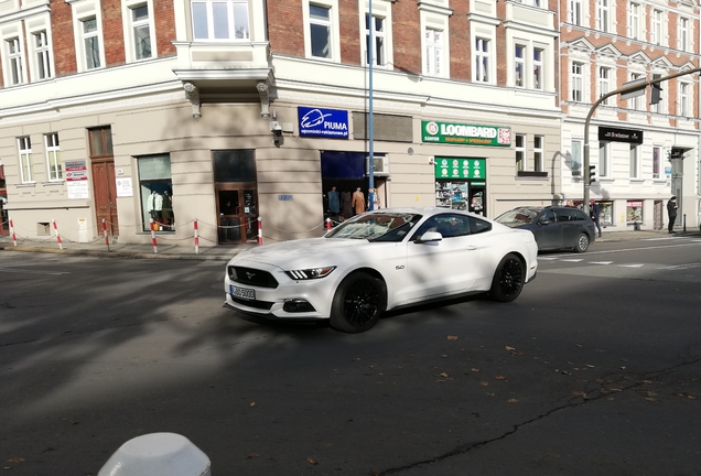 Ford Mustang GT 2015