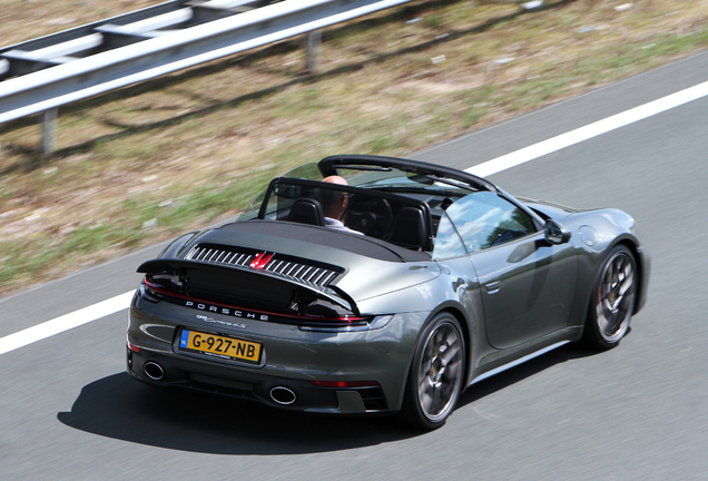 Porsche 992 Carrera 4S Cabriolet