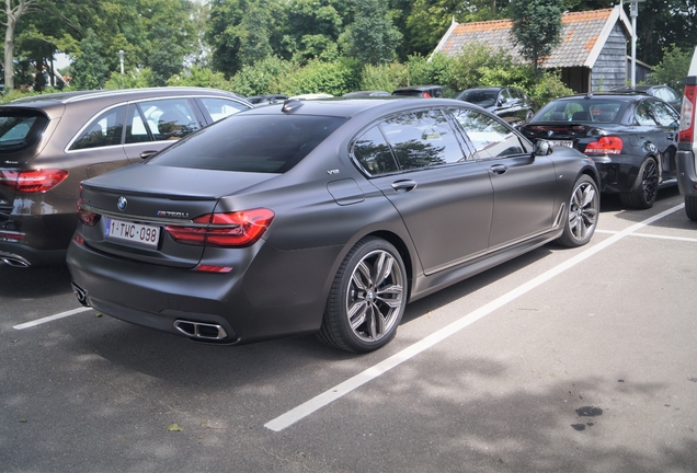 BMW M760Li xDrive