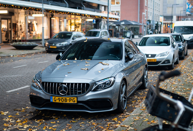 Mercedes-AMG C 63 S W205