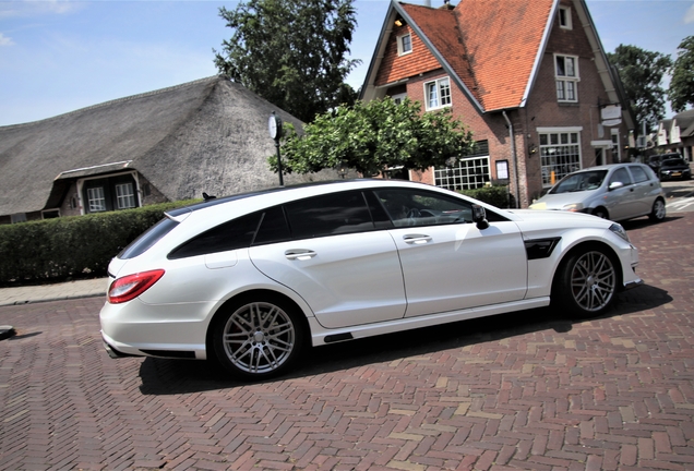 Mercedes-Benz Brabus CLS B63S-730 Shooting Brake