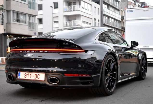 Porsche 992 Carrera 4S Belgian Legend Edition