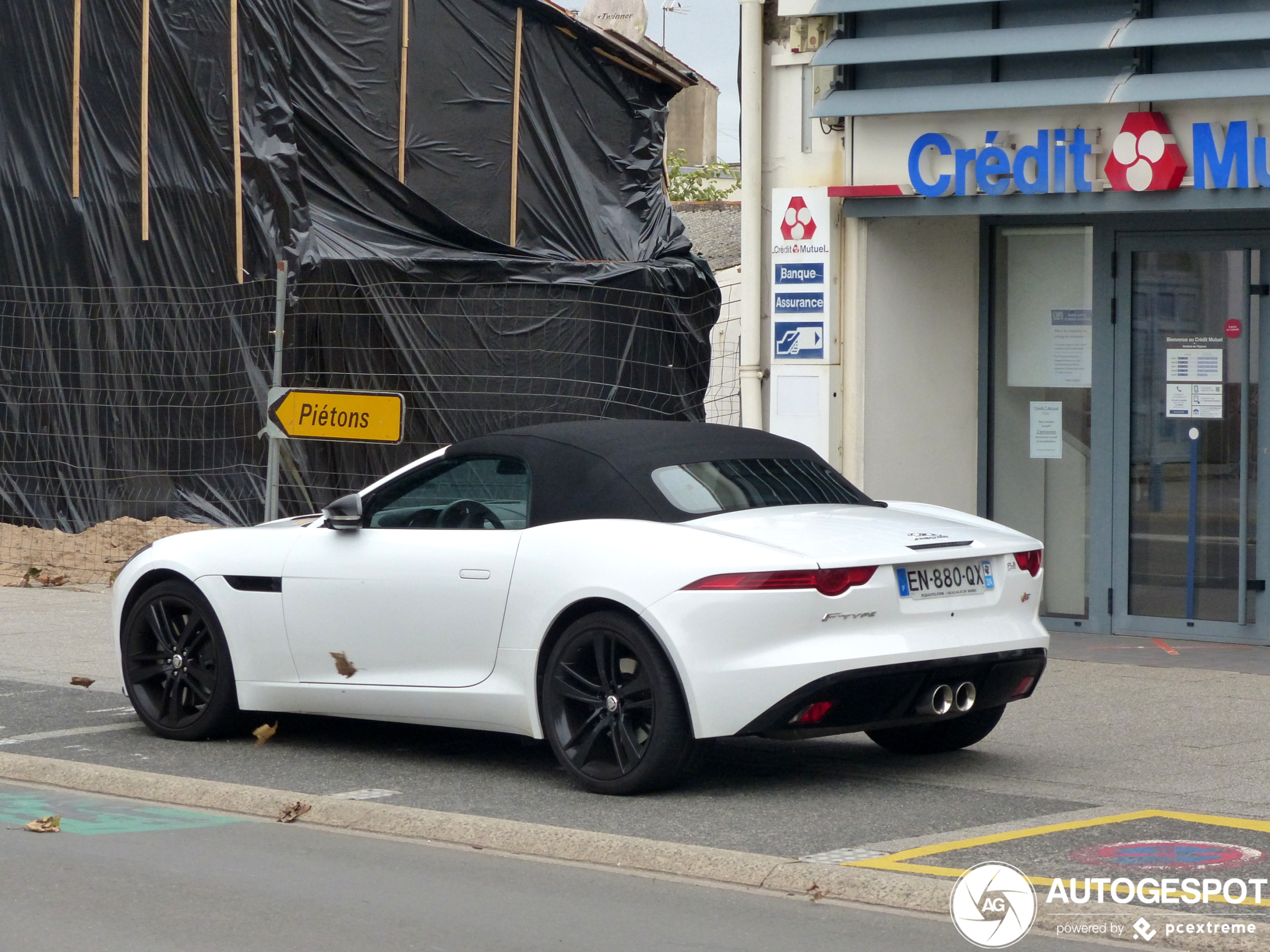 Jaguar F-TYPE S Convertible