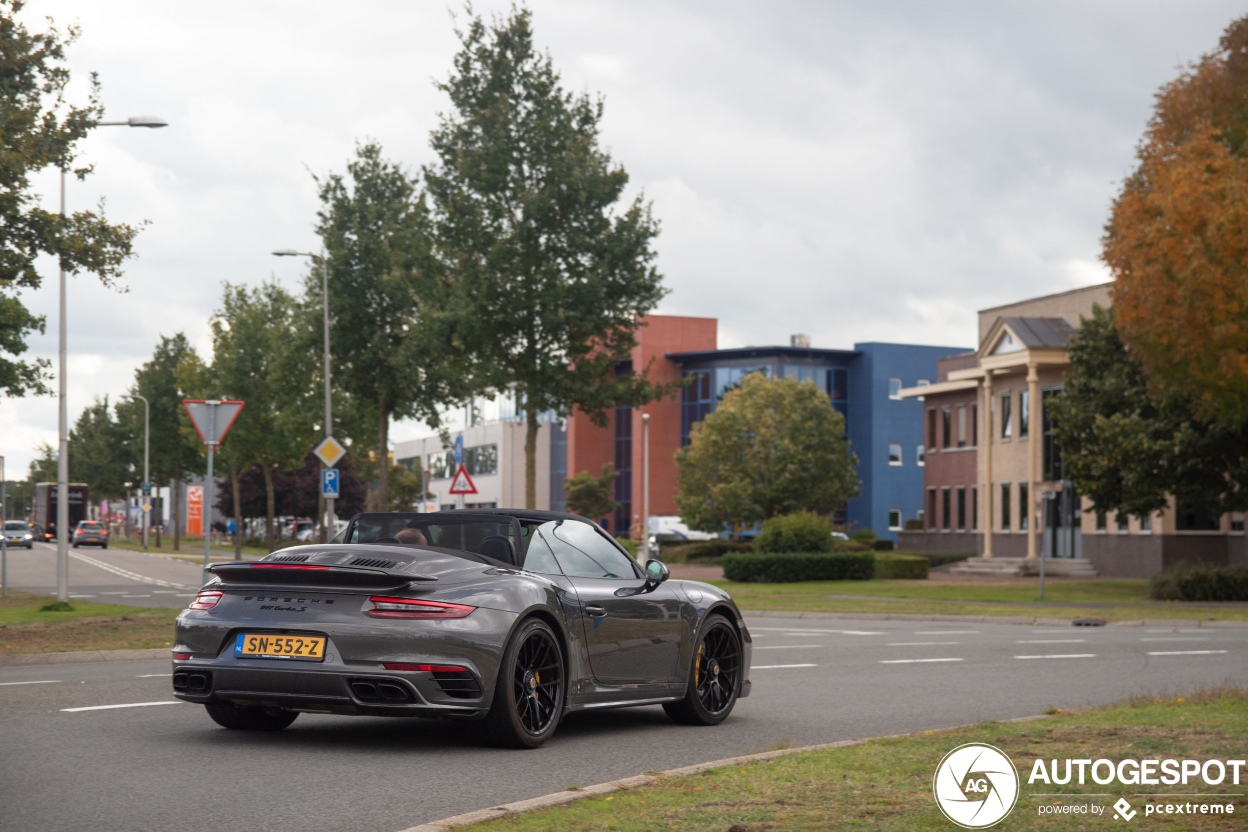 Porsche 991 Turbo S Cabriolet MkII