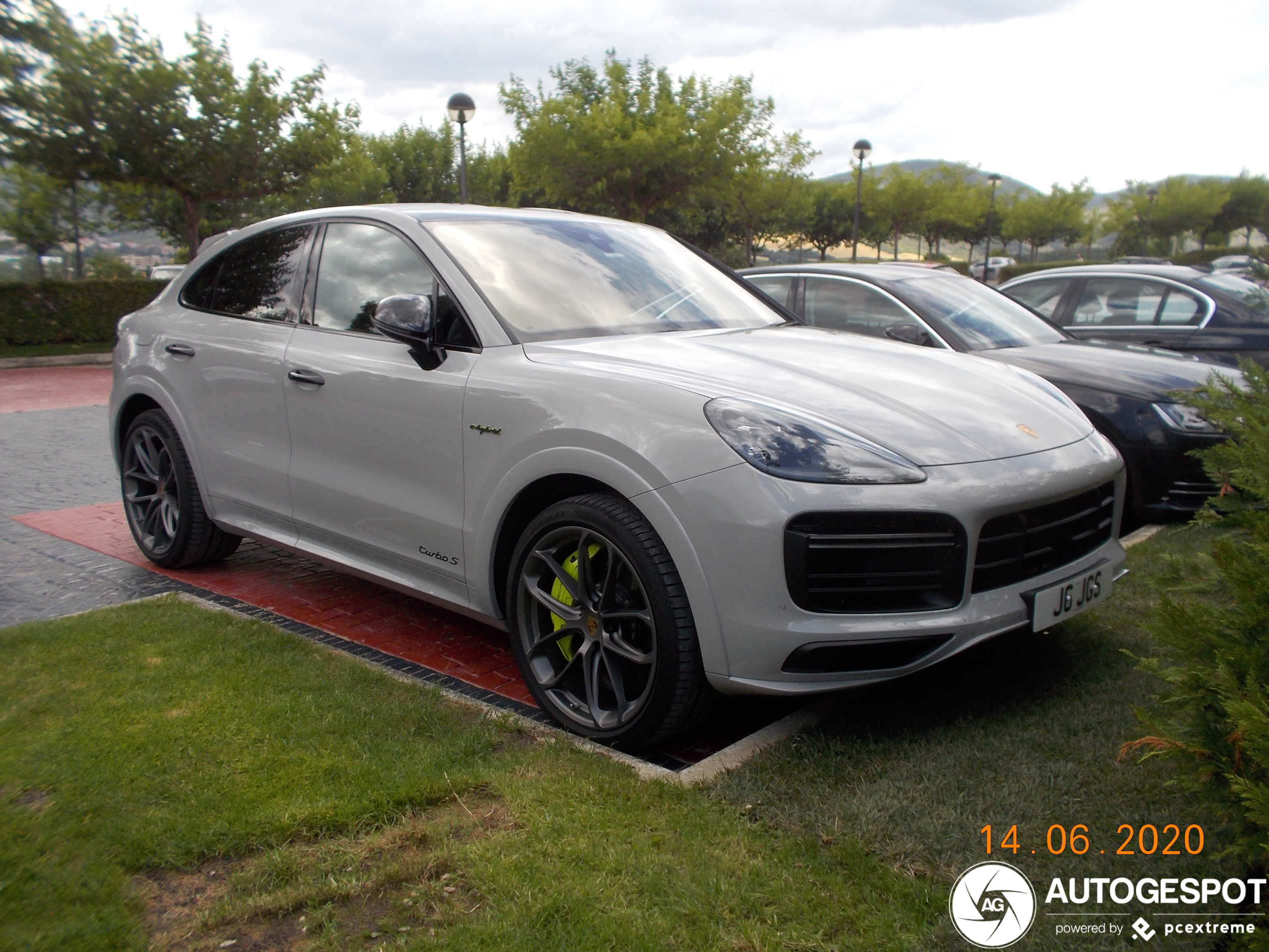 Porsche Cayenne Coupé Turbo S E-Hybrid