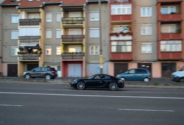 Porsche 718 Cayman S