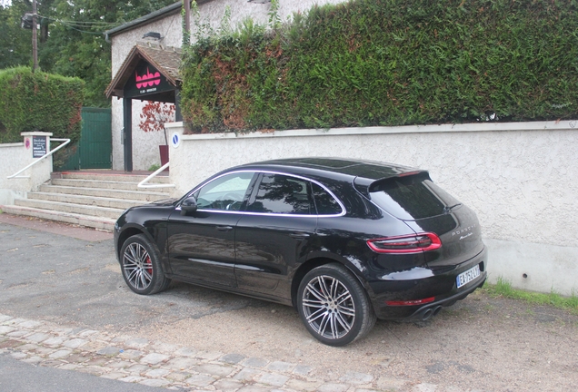 Porsche 95B Macan Turbo