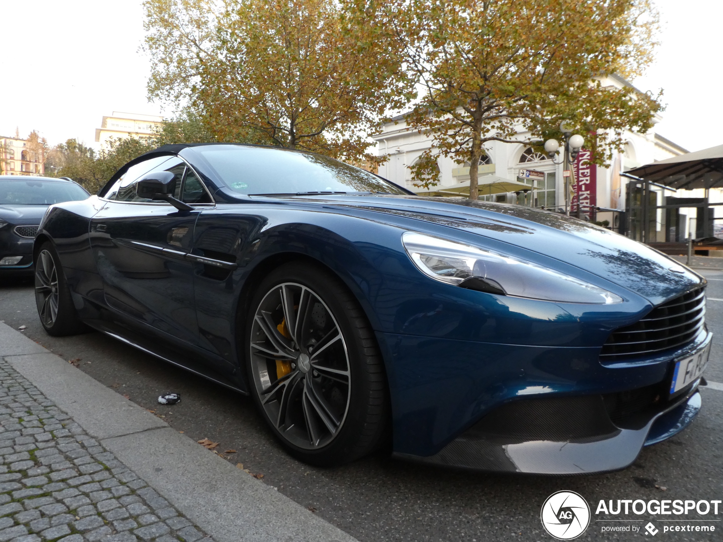 Aston Martin Vanquish Volante