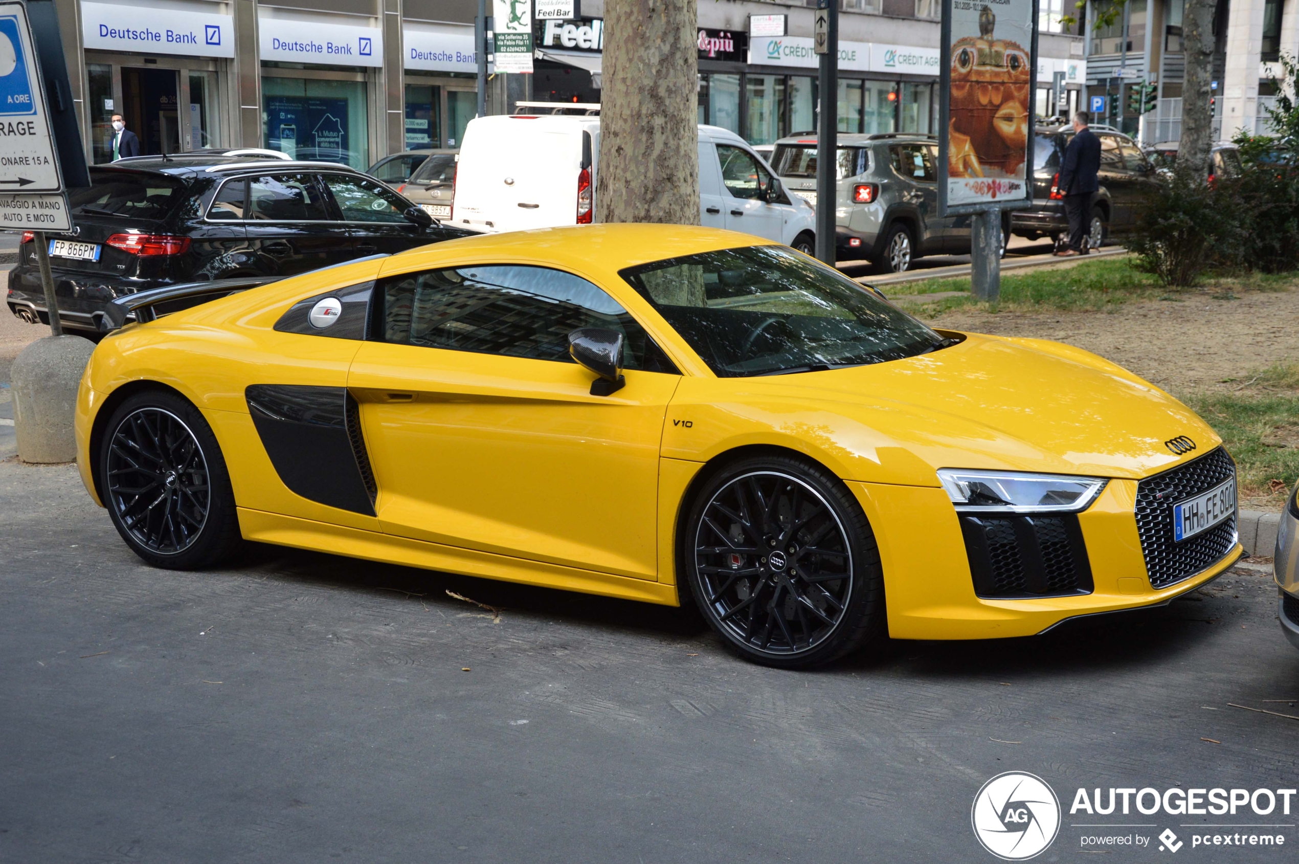 Audi R8 V10 Plus 2015