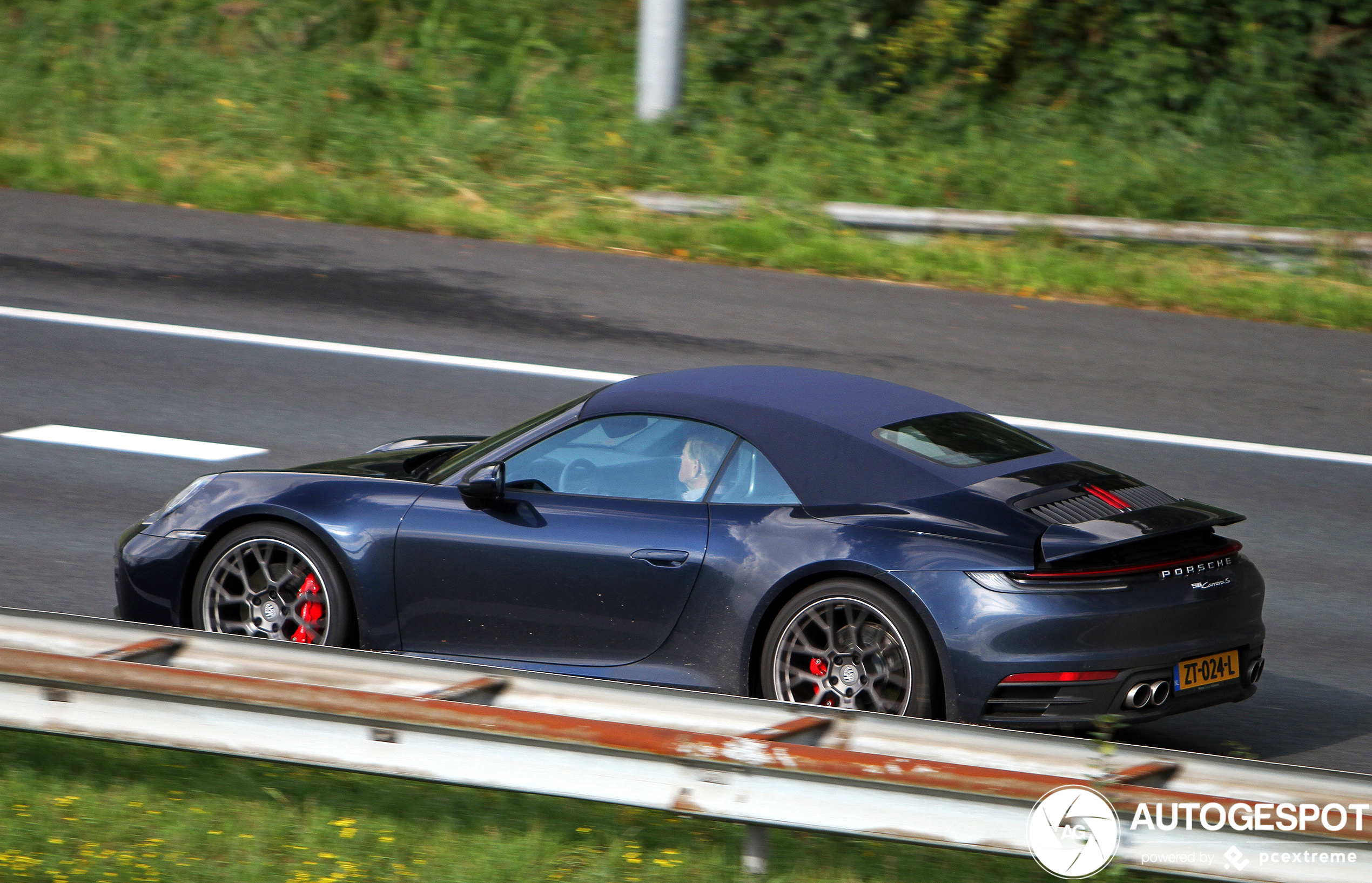 Porsche 992 Carrera S Cabriolet