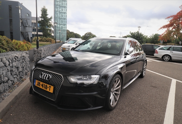 Audi RS4 Avant B8