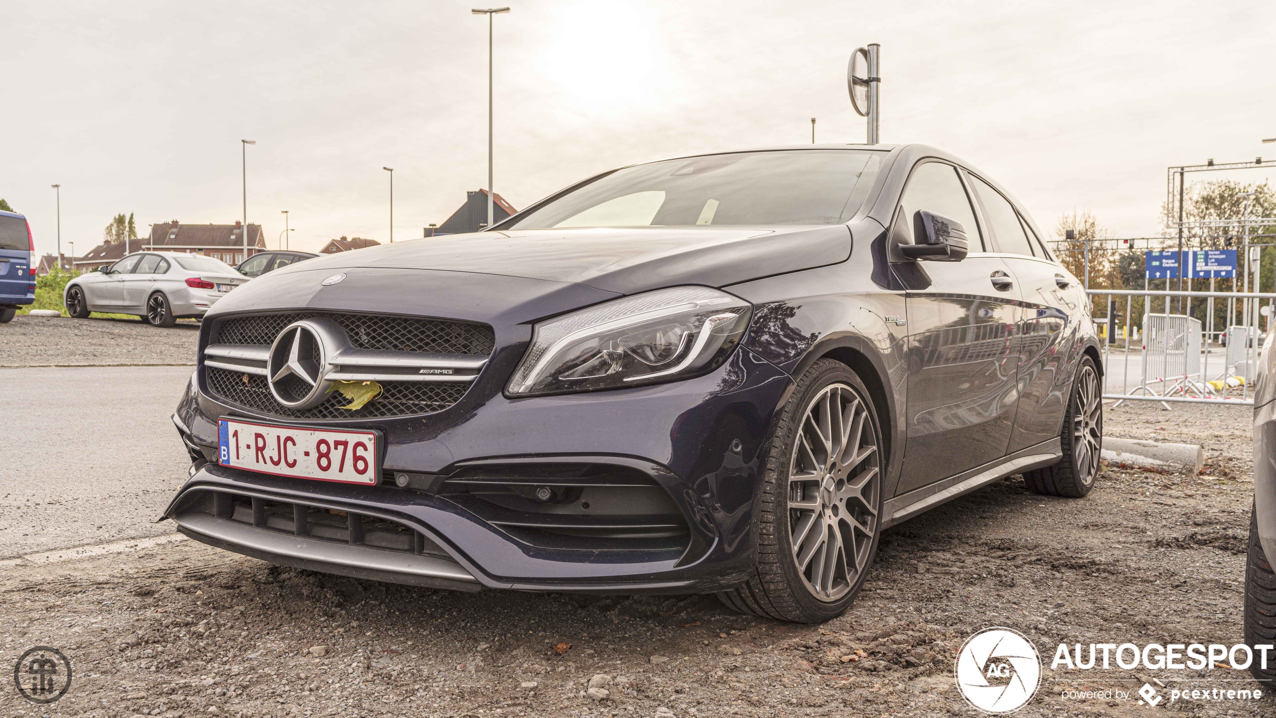 Mercedes-AMG A 45 W176 2015