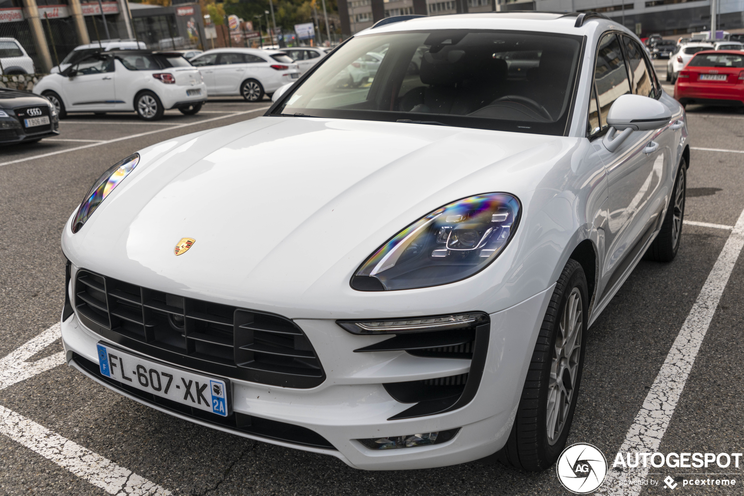 Porsche 95B Macan GTS