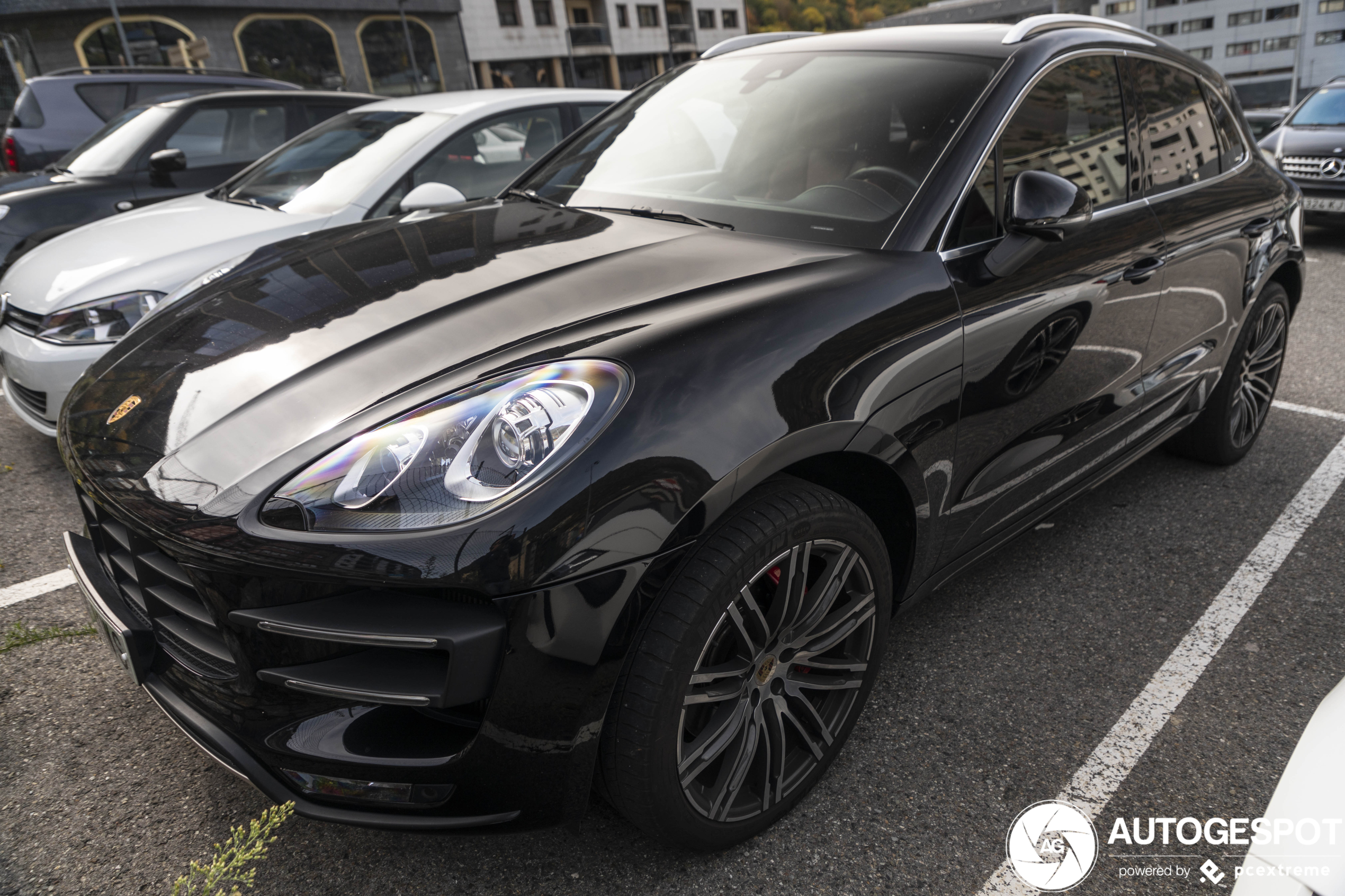 Porsche 95B Macan Turbo