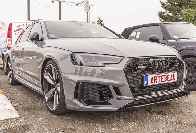 Audi RS4 Avant B9