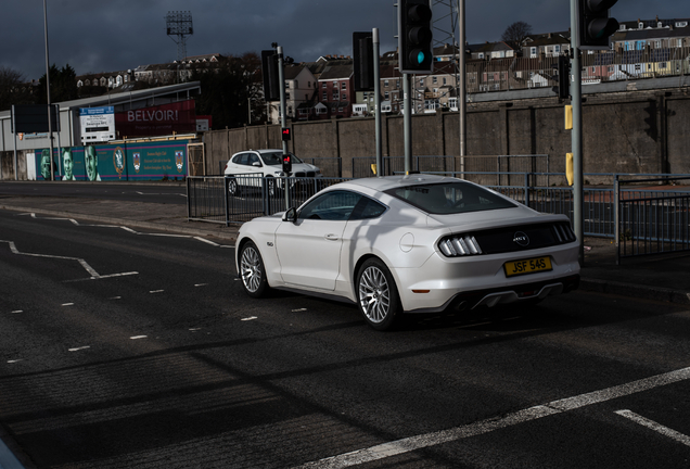 Ford Mustang GT 2015