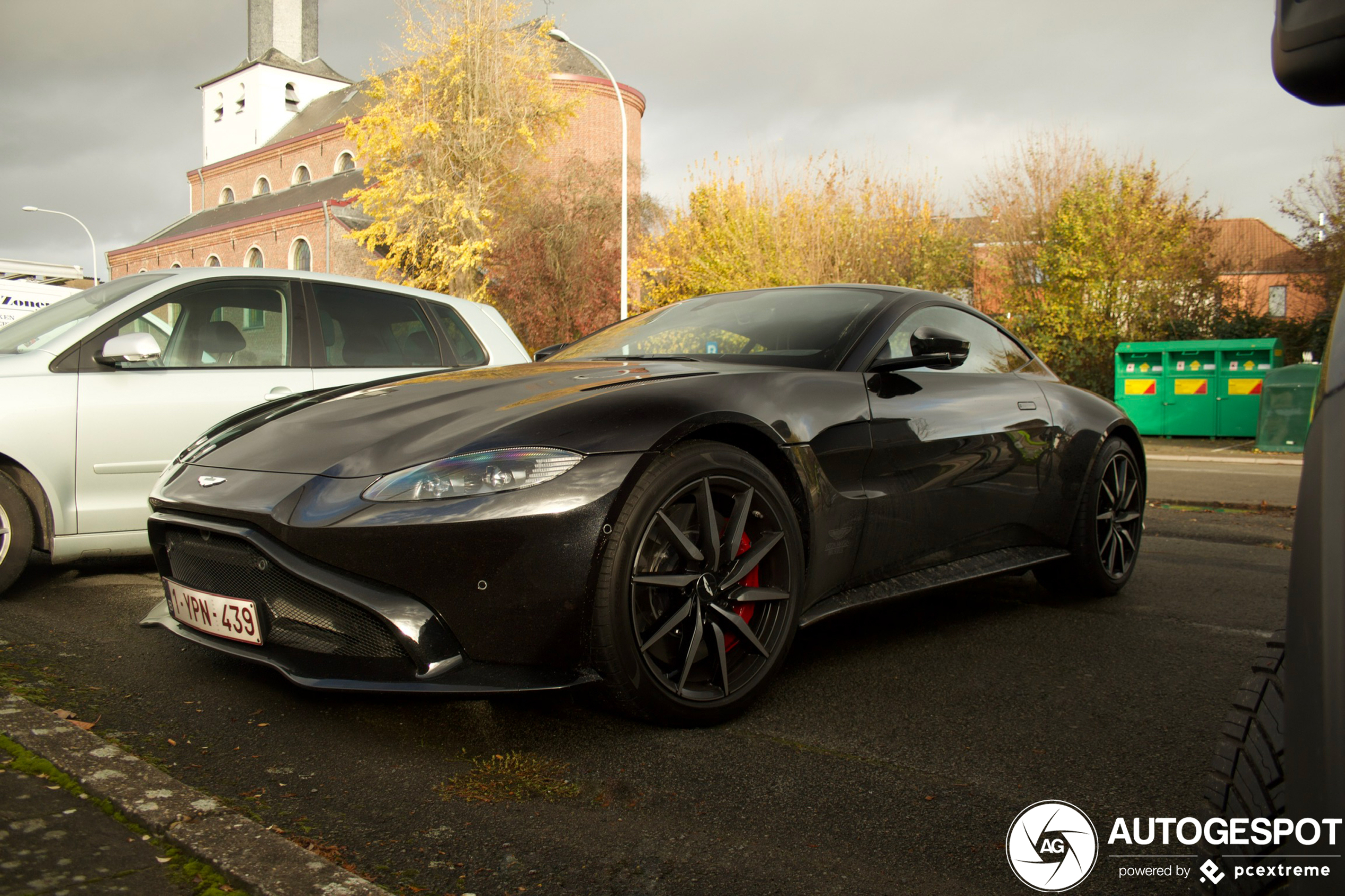 Aston Martin V8 Vantage 2018