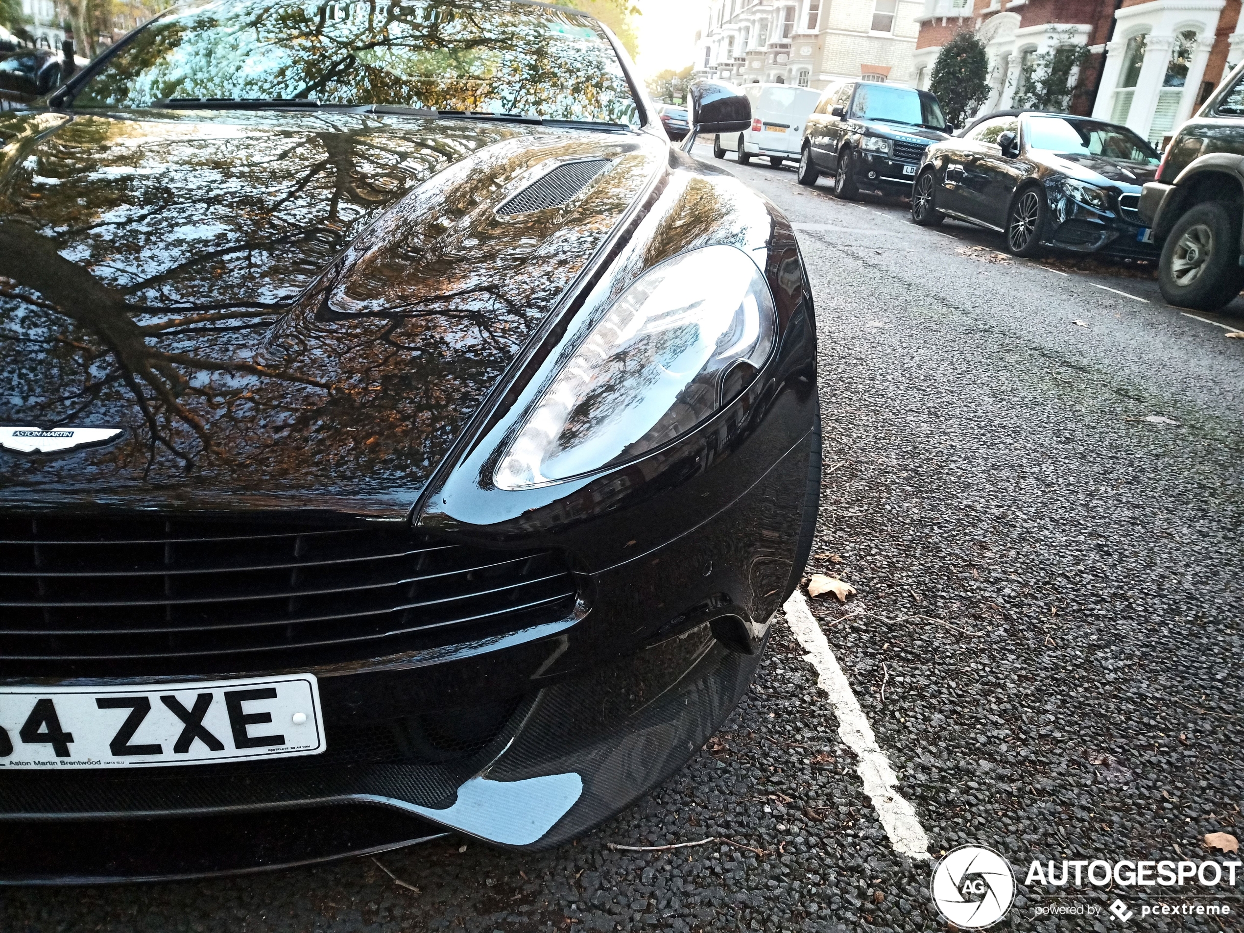 Aston Martin Vanquish Volante