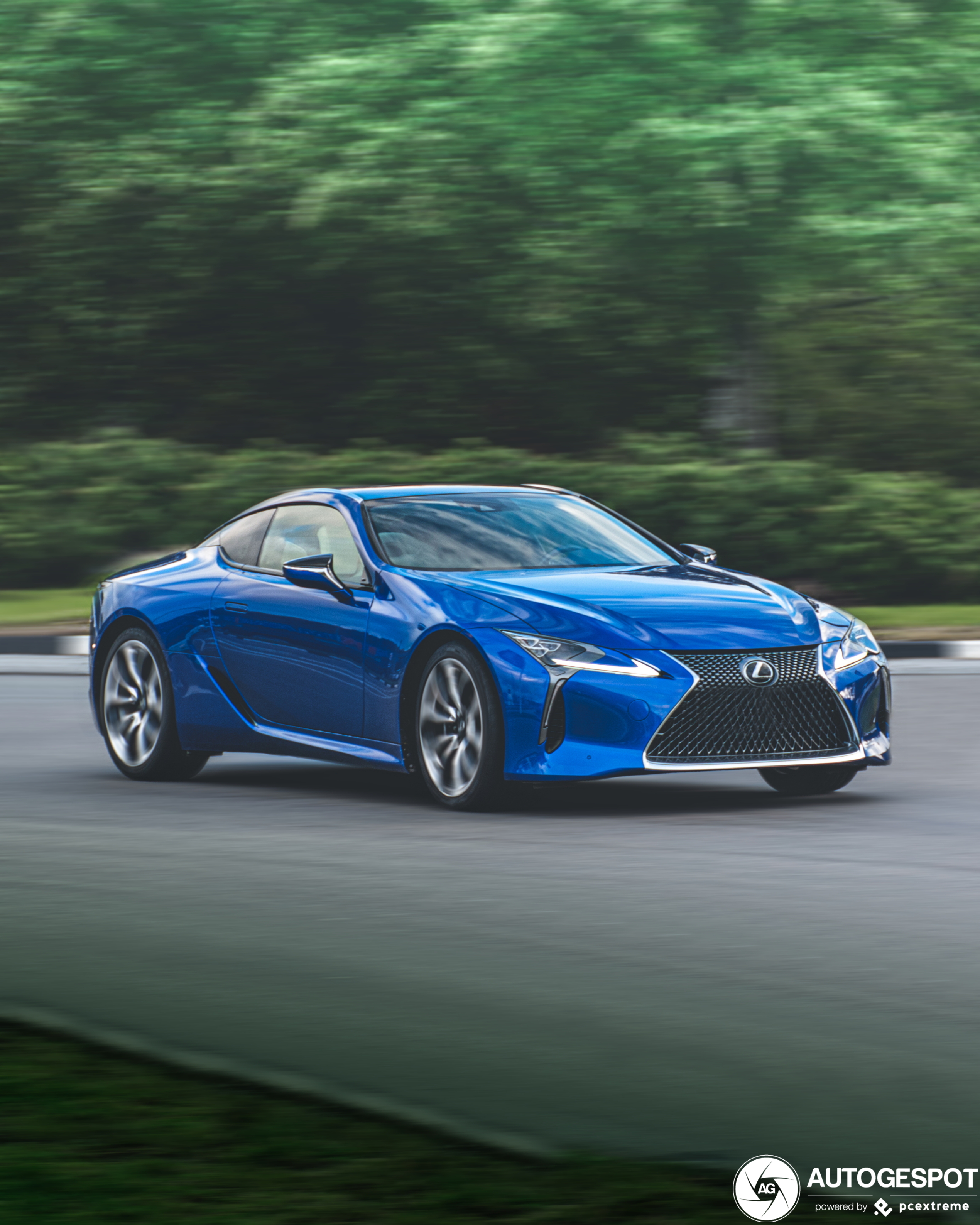 Lexus LC 500 Structural Blue Edition