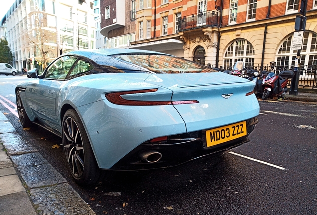 Aston Martin DB11