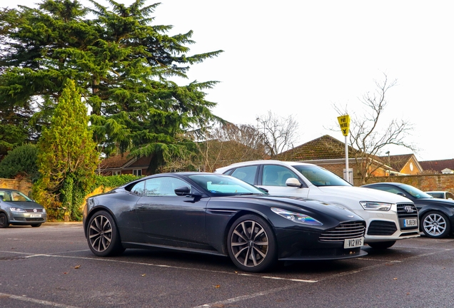 Aston Martin DB11