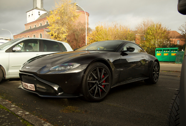 Aston Martin V8 Vantage 2018