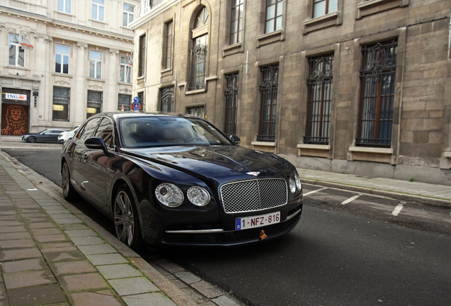 Bentley Flying Spur V8