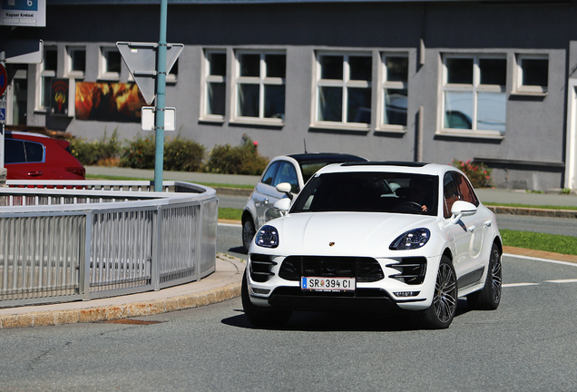 Porsche 95B Macan Turbo MkI