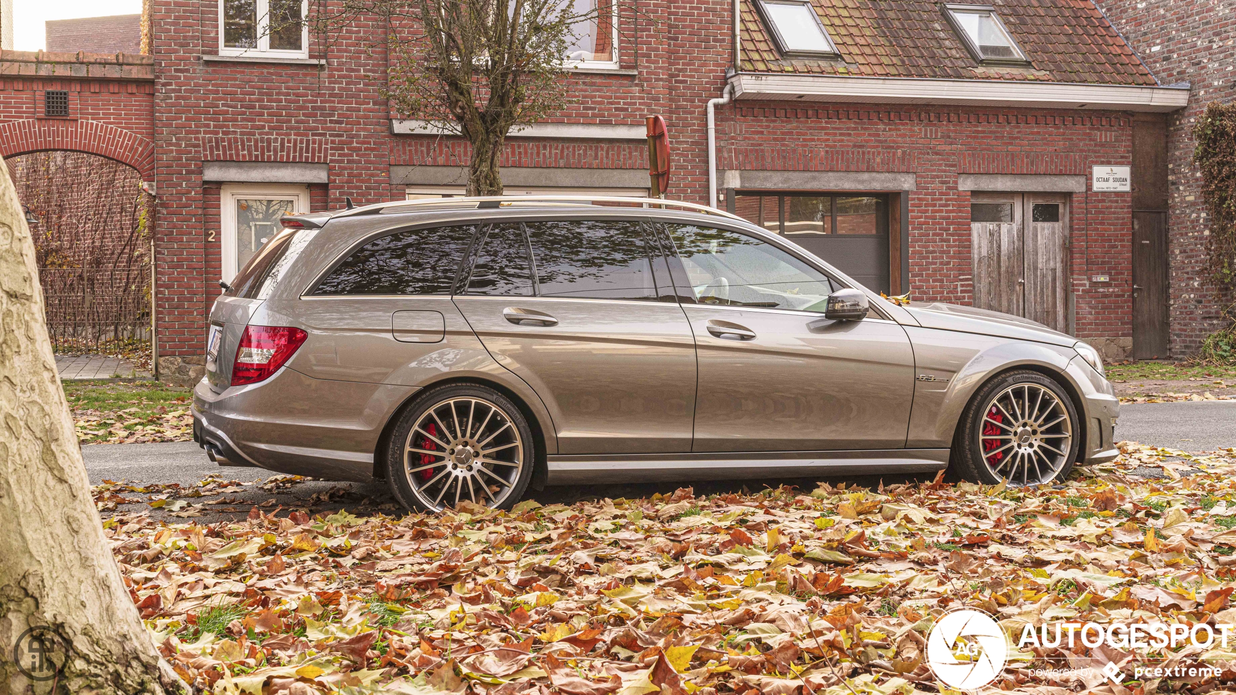 Mercedes-Benz C 63 AMG Estate 2012