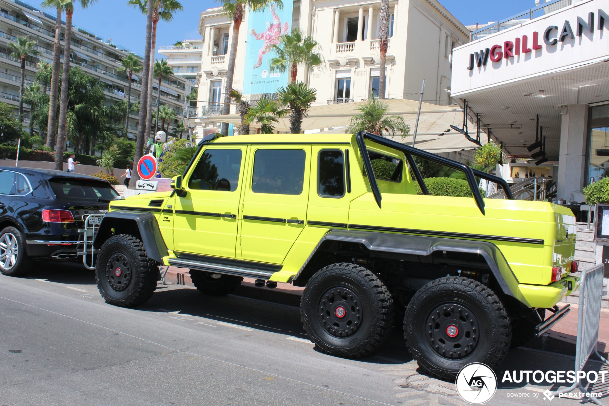 Is Mercedes-Benz G 63 AMG 6x6 zeldzaam aan het worden op straat?