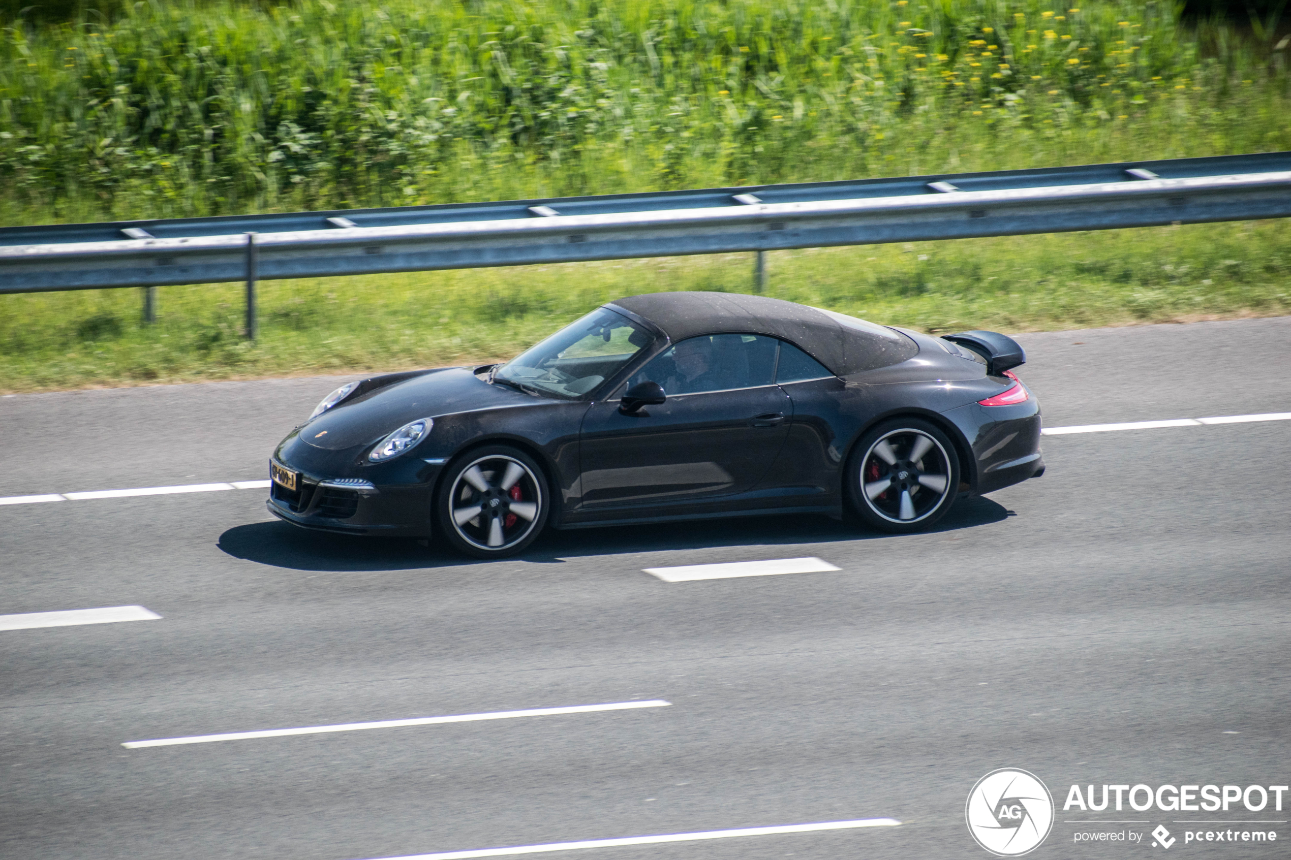 Porsche 991 Carrera 4S Cabriolet MkI