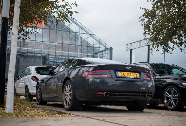 Aston Martin DB9