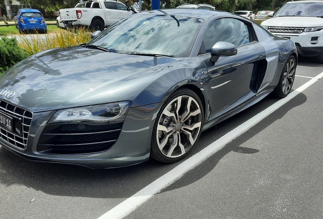 Audi R8 V10