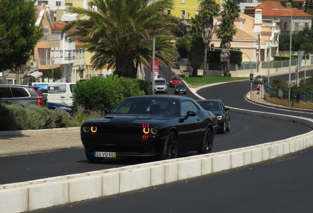 Dodge Challenger SRT-8