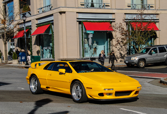 Lotus Esprit V8