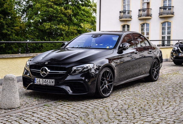 Mercedes-AMG E 63 S W213