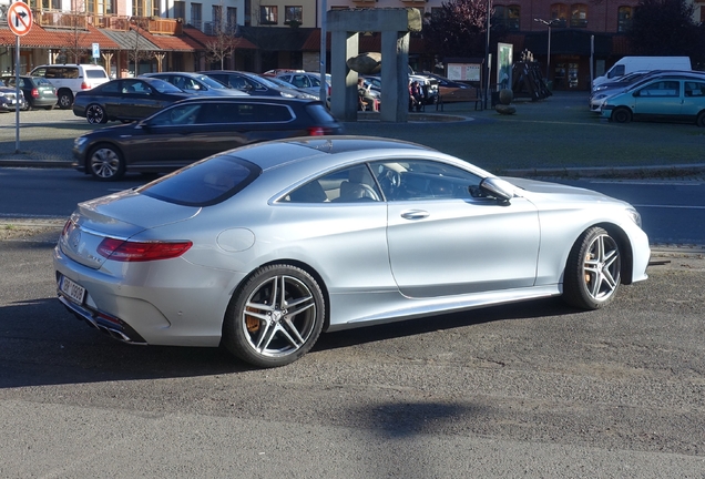 Mercedes-Benz S 63 AMG Coupé C217