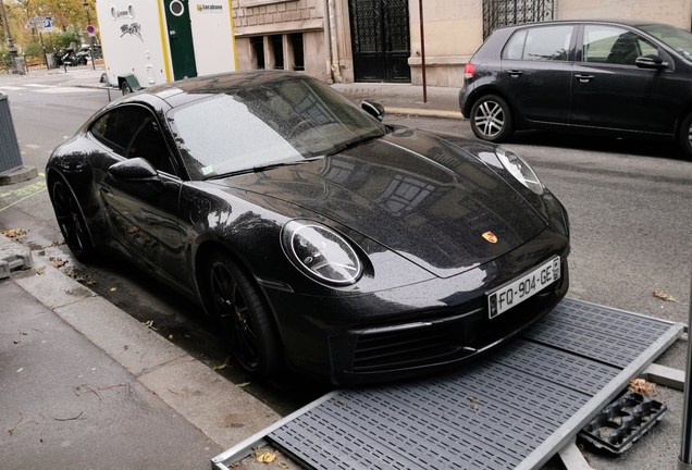 Porsche 992 Carrera 4S