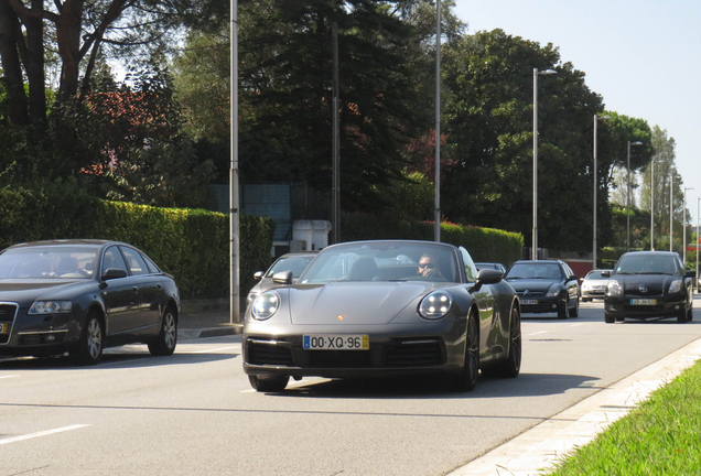 Porsche 992 Carrera 4S Cabriolet