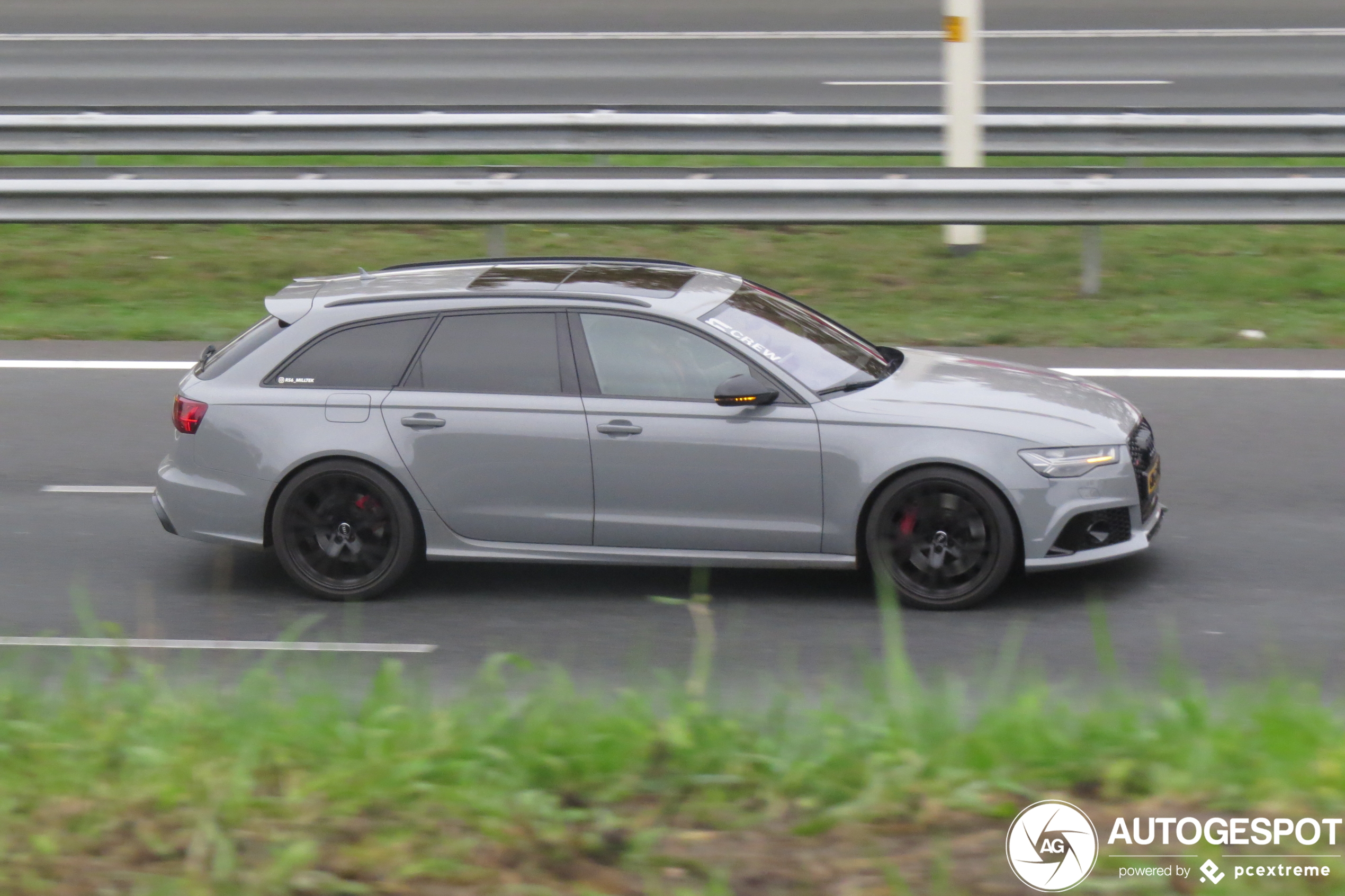 Audi RS6 Avant C7 2015