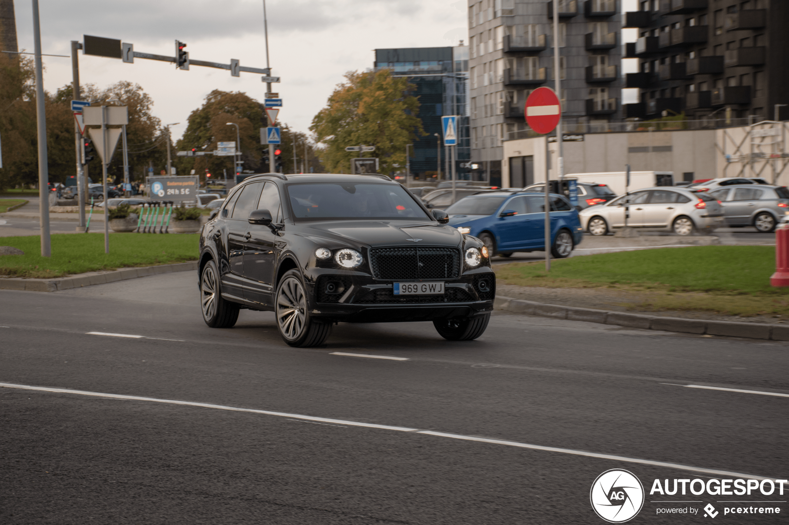 Bentley Bentayga V8 2021 First Edition