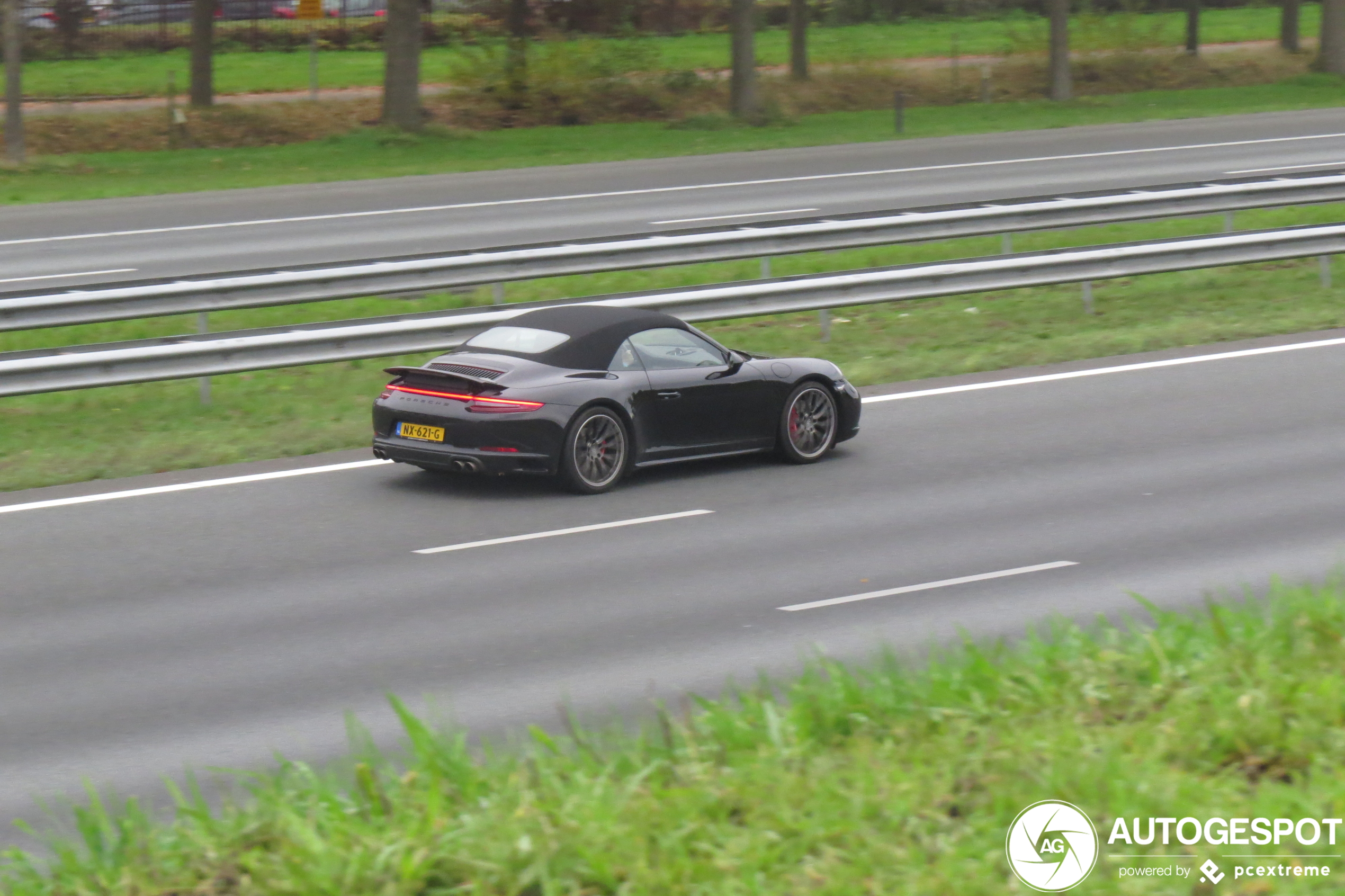 Porsche 991 Carrera 4S Cabriolet MkII