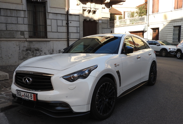 Infiniti FX Sebastian Vettel Version