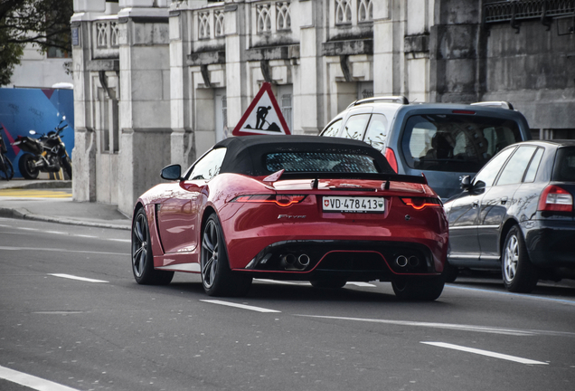 Jaguar F-TYPE SVR Convertible 2017