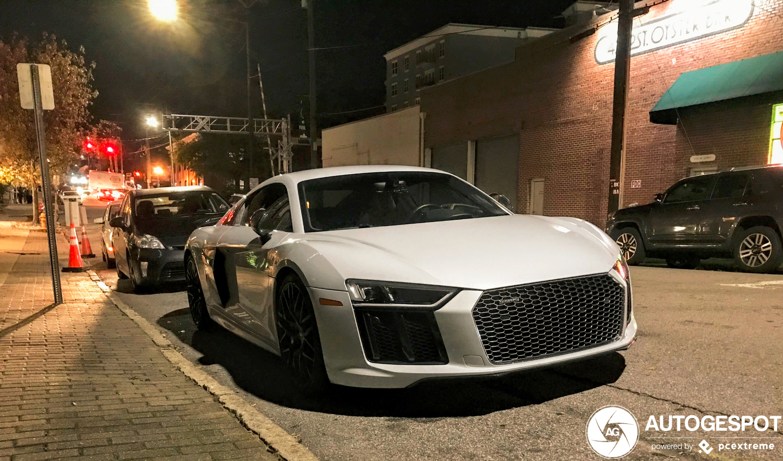 Audi R8 V10 Plus 2015