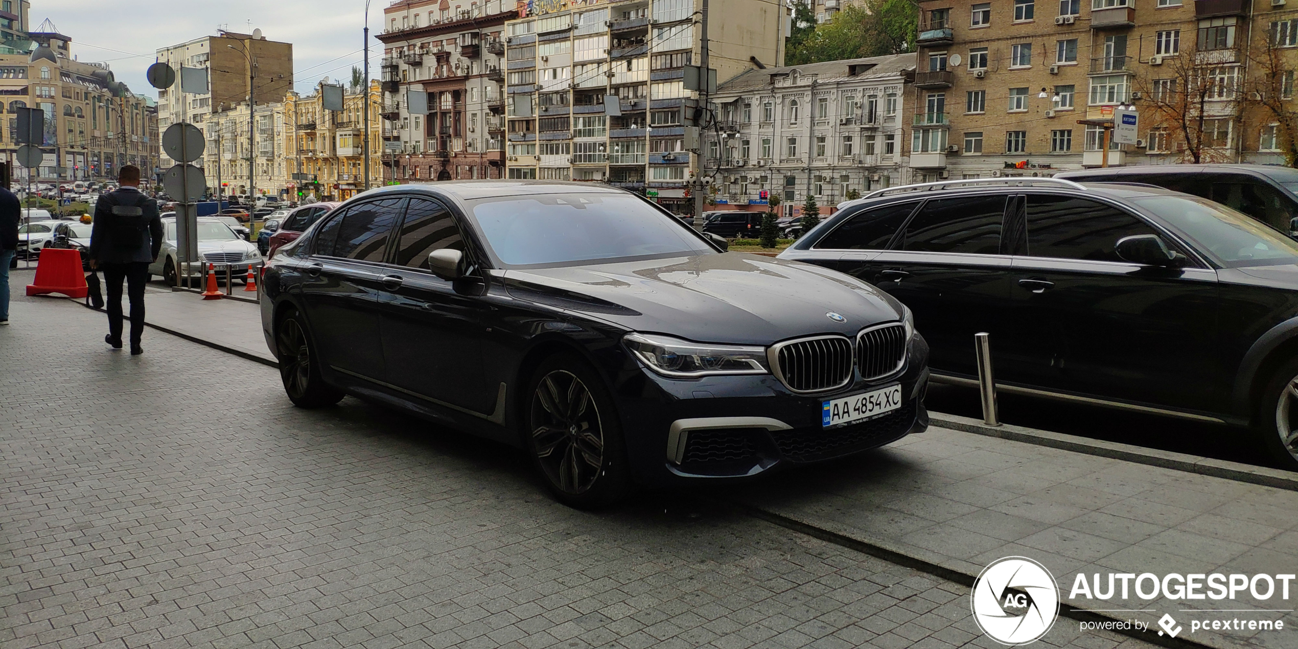 BMW M760Li xDrive