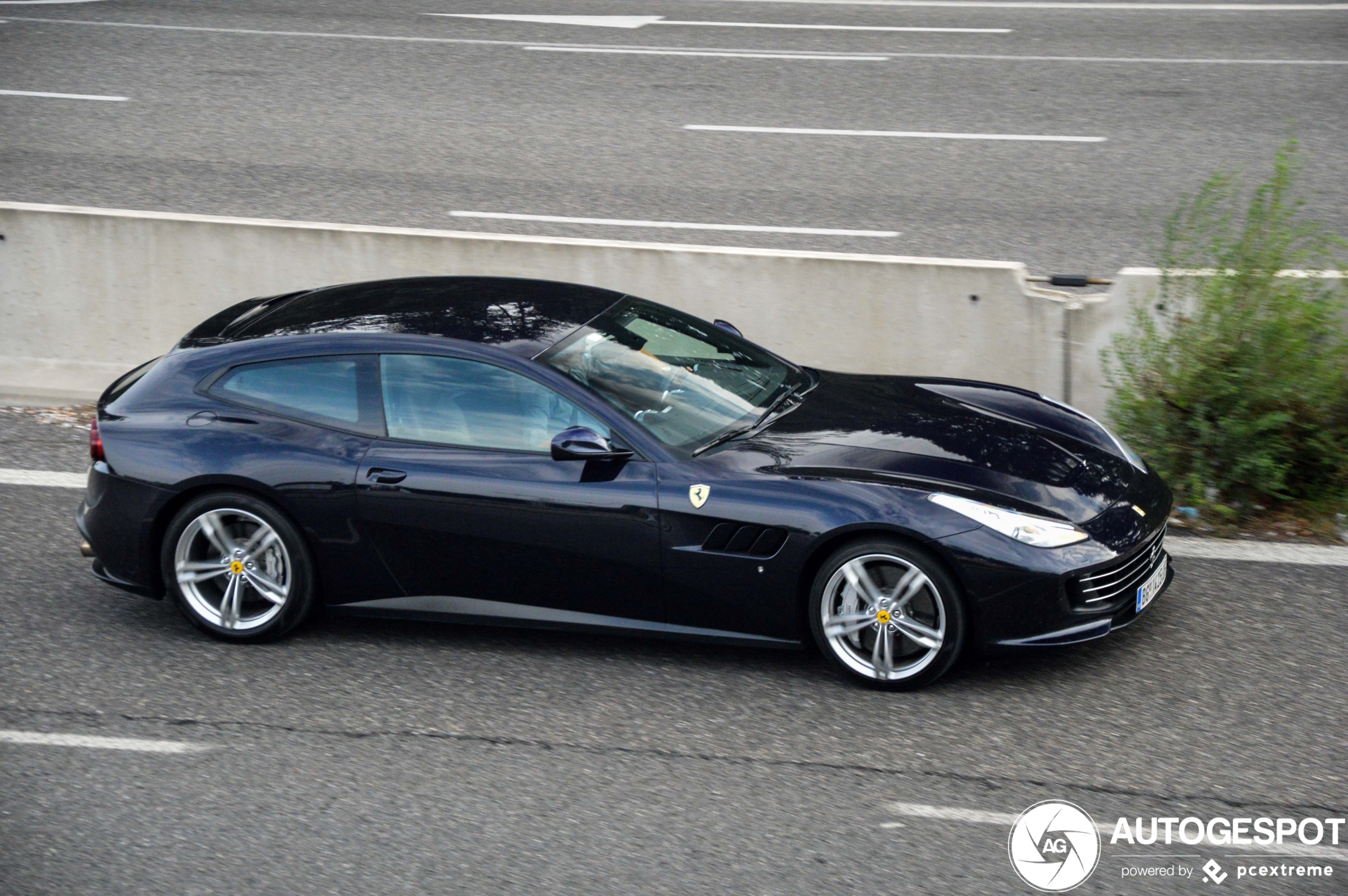 Ferrari GTC4Lusso