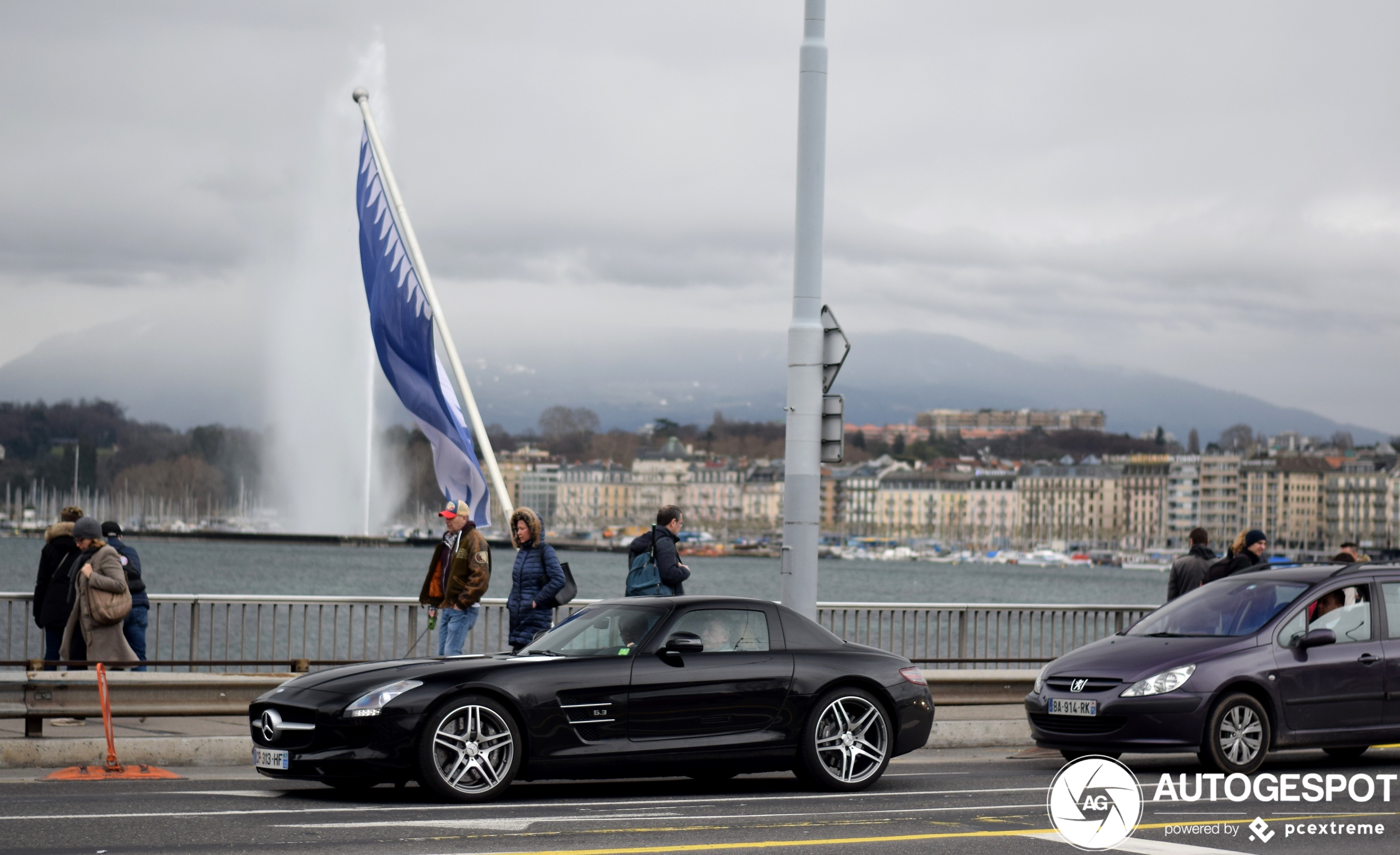 Mercedes-Benz SLS AMG